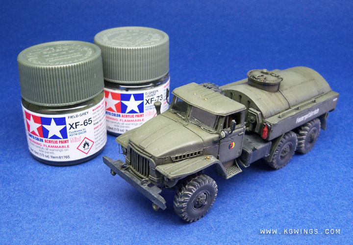 ZV Models Ural 375D and Tamiya Acrylic XF-65 Field Gray and XF-73  Dark Green JGSDF