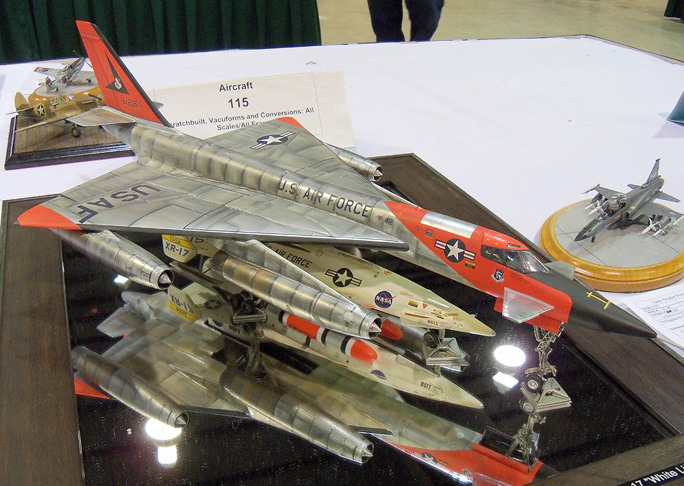 Convair B-58XC Hustler and Bell XR-17