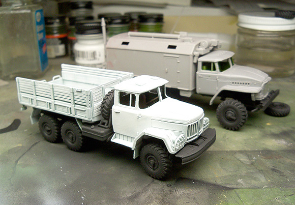 ICM Zil-131 Army Truck